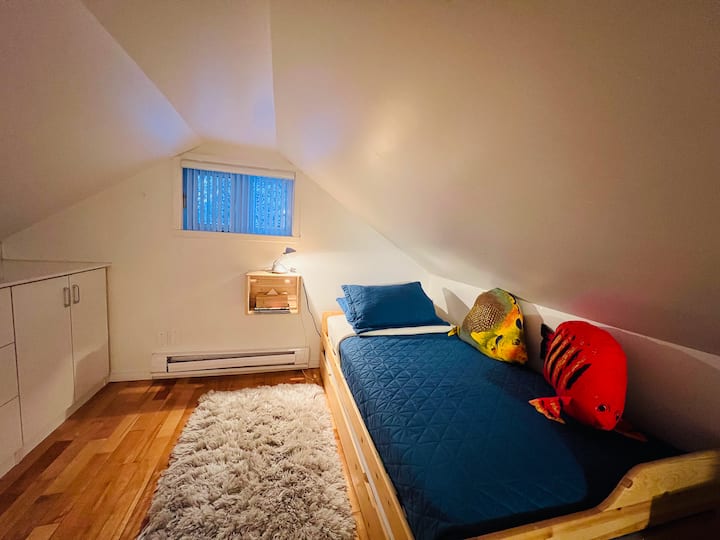 Habitación en el piso de arriba (2 camas individuales nido)