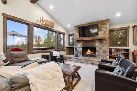 Ski-in/Ski-out | Dogs Welcome | Hot Tub