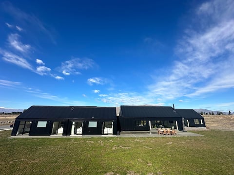 The Big House, Twizel