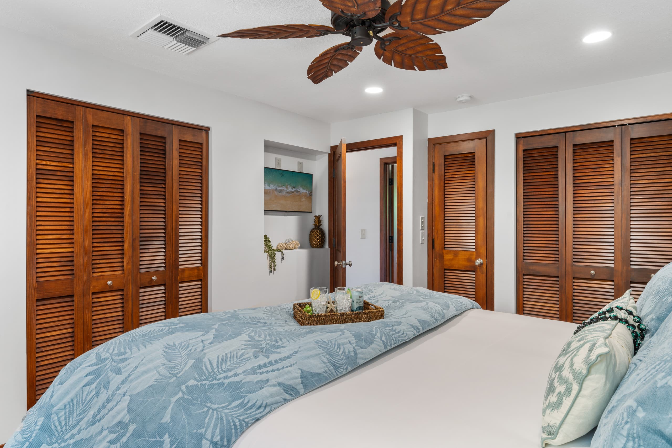 Condo in Lahaina · ★4.85 · 3 bedrooms · 4 beds · 2 baths - Image 15