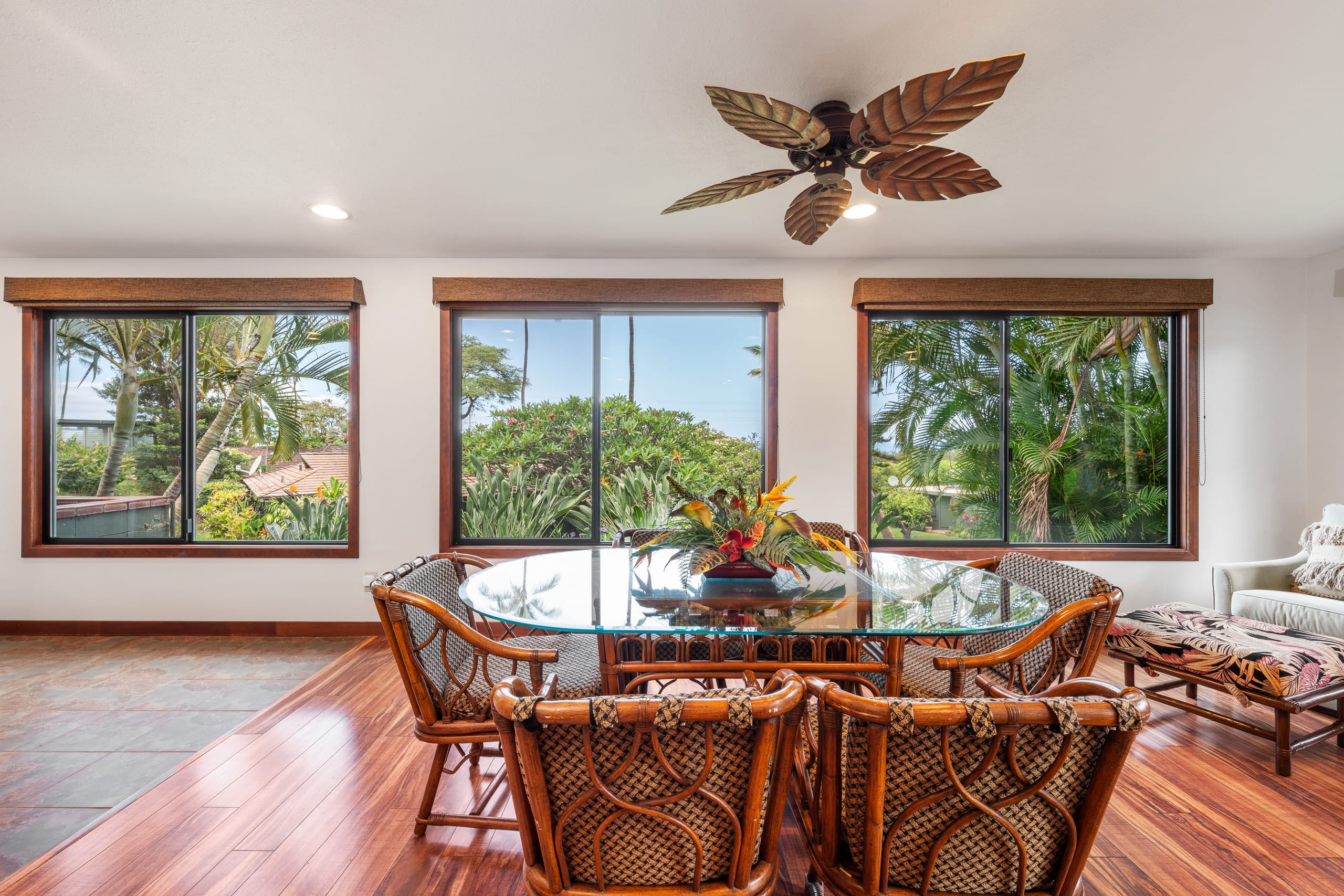 Condo in Lahaina · ★4.85 · 3 bedrooms · 4 beds · 2 baths - Image 11