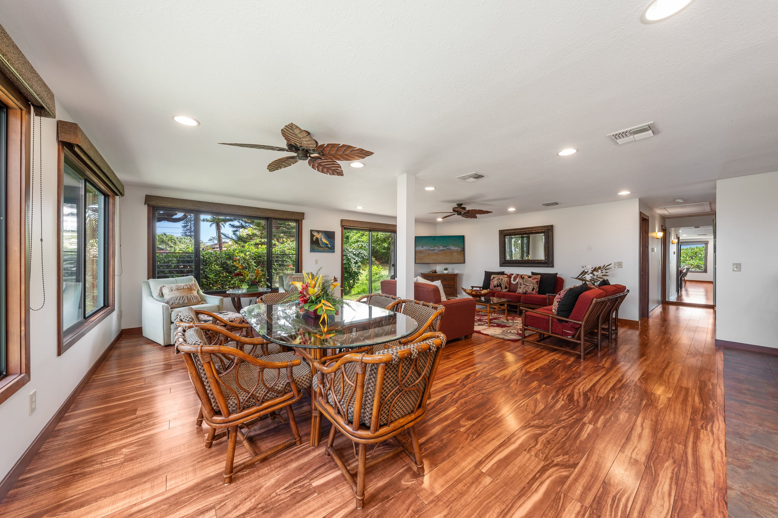 Condo in Lahaina · ★4.85 · 3 bedrooms · 4 beds · 2 baths - Image 10