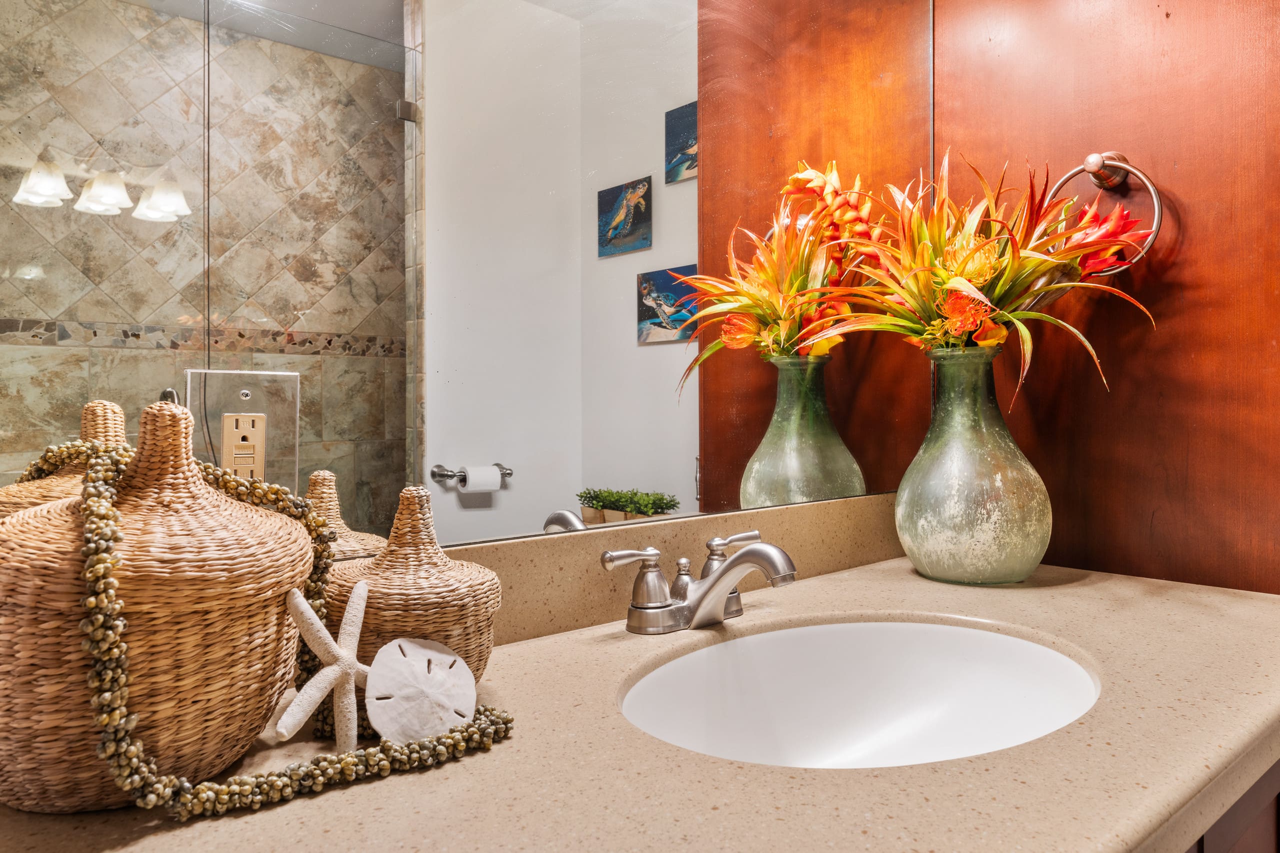 Condo in Lahaina · ★4.85 · 3 bedrooms · 4 beds · 2 baths - Image 27