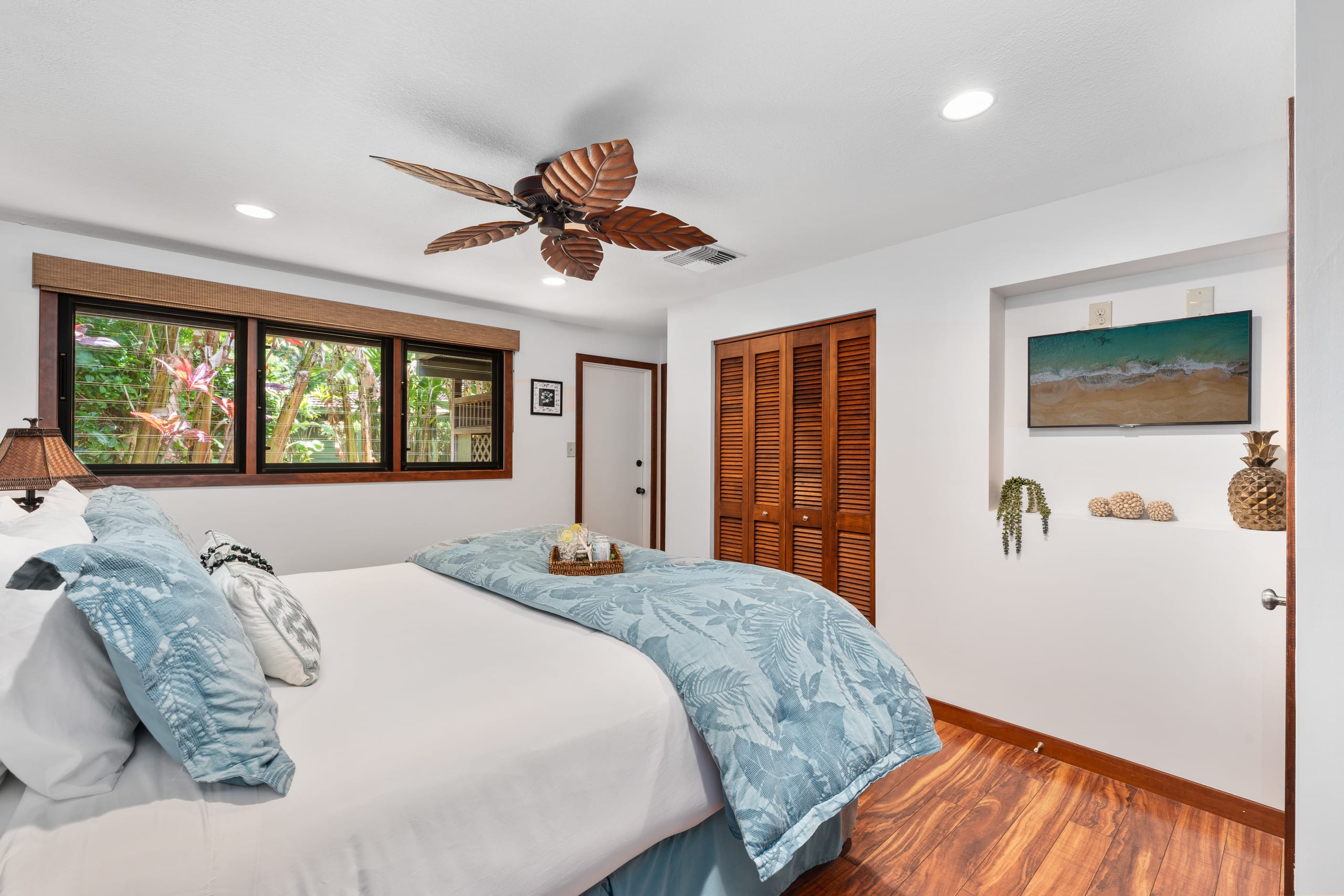 Condo in Lahaina · ★4.85 · 3 bedrooms · 4 beds · 2 baths - Image 16