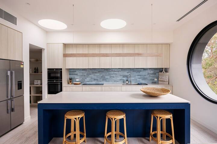 Santorini Blue gallery image 5