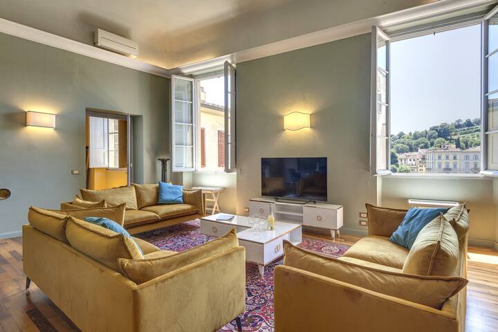 Tintori Luxury Palace by Mamo Florence gallery image 4