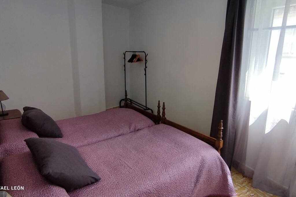 غرفة النوم 2