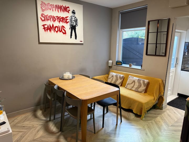 Sheffield Spacious 4 Bedroom House-all En-suites - Sheffield