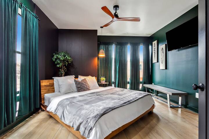 Luxury Rooftop Villa gallery image 2