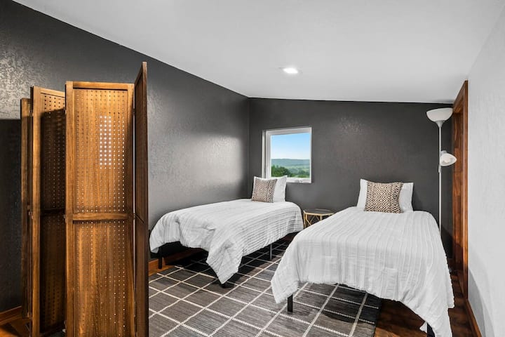 לופט 1 - 2 מיטות זוגיות