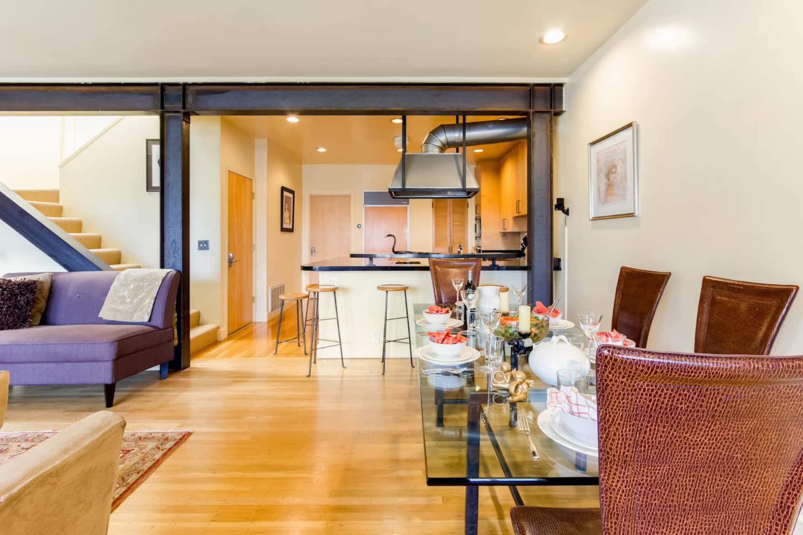 Home in San Francisco · ★4.88 · 2 bedrooms · 2 beds · 2 baths - Image 34