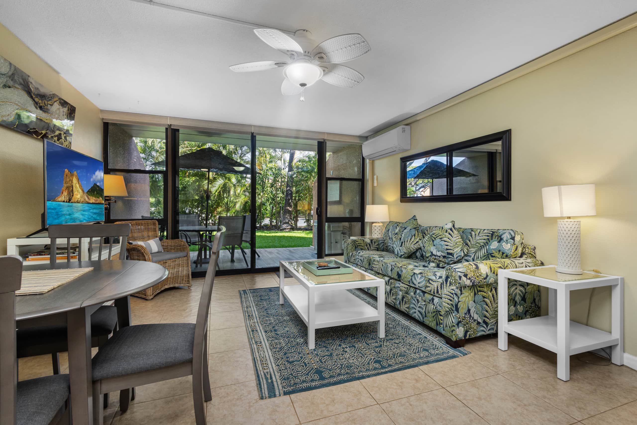 Condo in Kihei · ★4.84 · 1 bedroom · 2 beds · 1 bath - Image 4