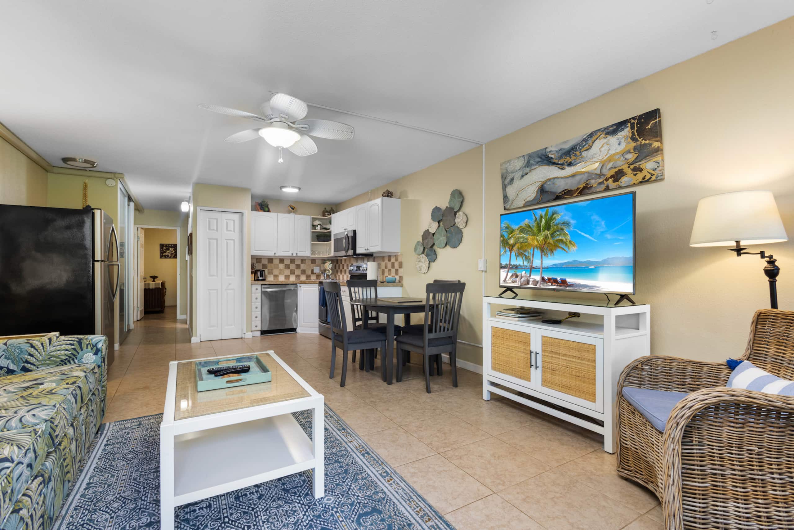Condo in Kihei · ★4.84 · 1 bedroom · 2 beds · 1 bath - Image 2