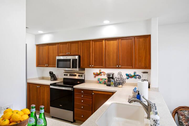 KBM Resorts | FREE CAR Kaanapali Royal KRO-G201 gallery image 4