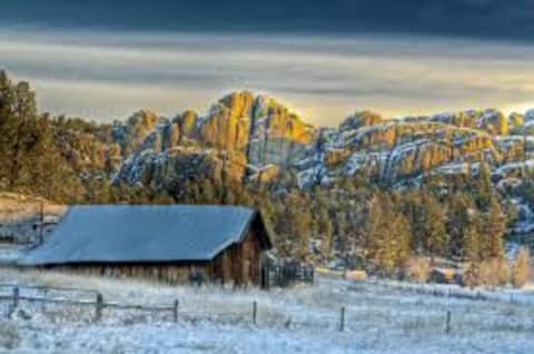 Black Hills Retreat-Quiet Escape in Rockerville
