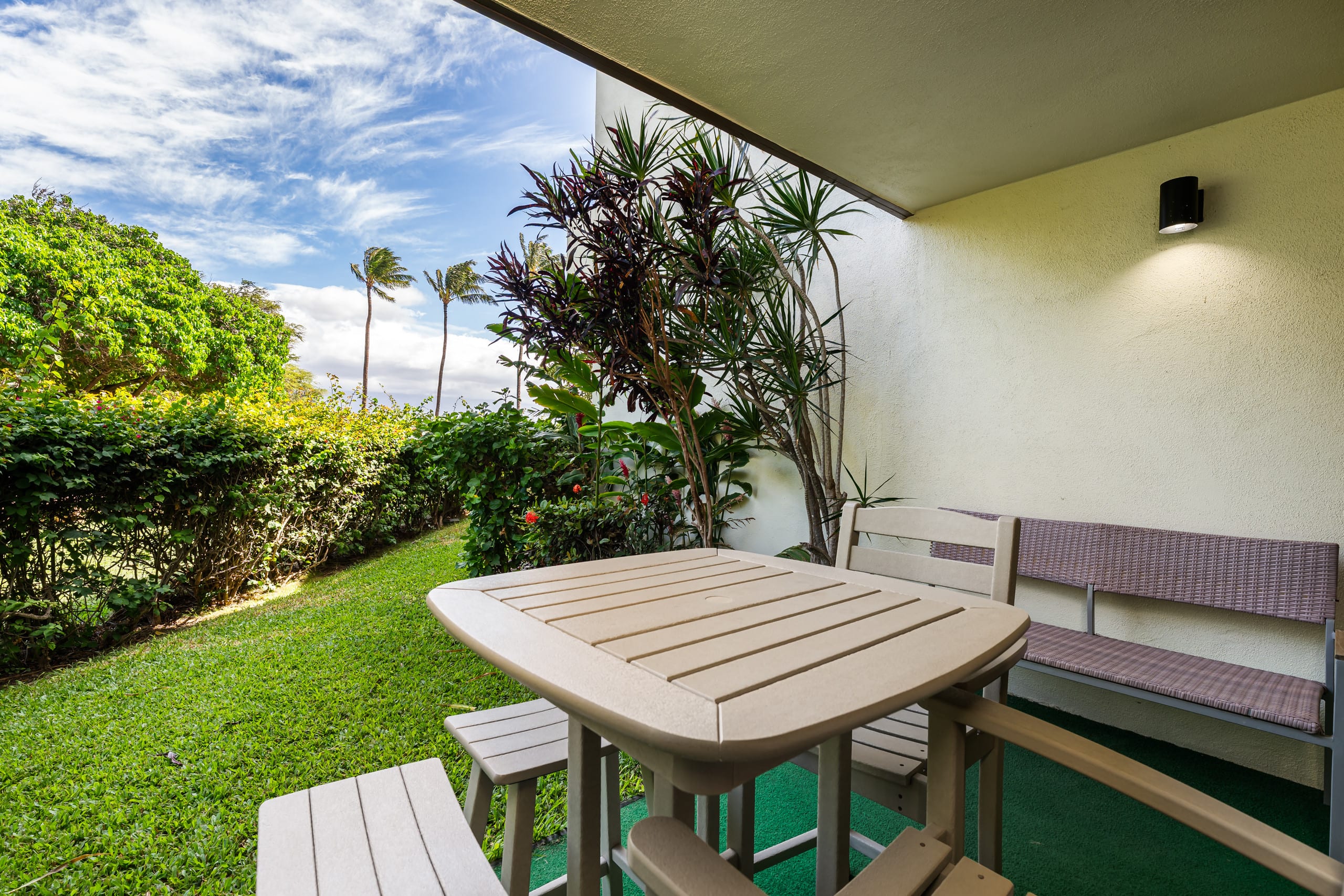 Condo in Wailuku · ★4.94 · 1 bedroom · 1 bed · 1 private bath - Image 23
