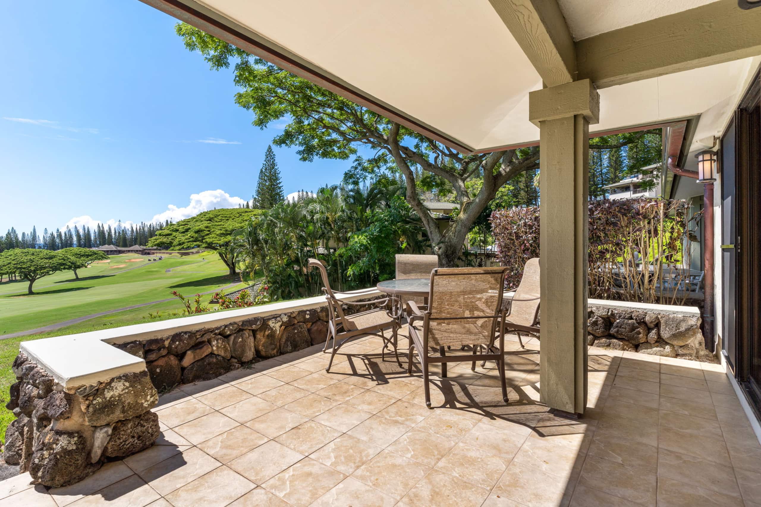 Condo in Lahaina · ★4.71 · 2 bedrooms · 3 beds · 2 private baths - Image 23