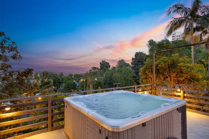 A-Lister by AvantStay | Hollywood Hills w/ Pool gallery image 2