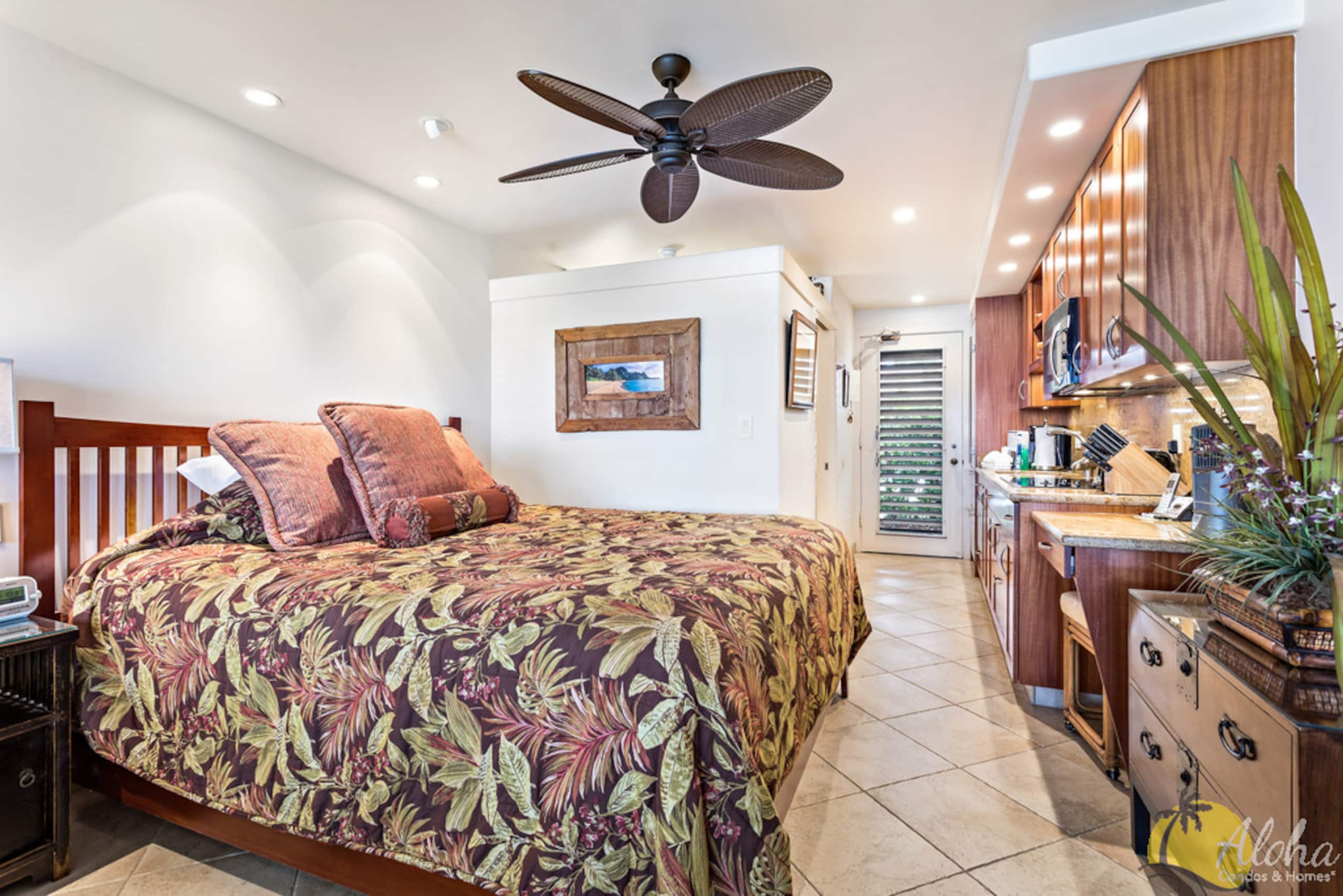 Napili Bay Resort Condo 102 - Aloha Condos - Image 16