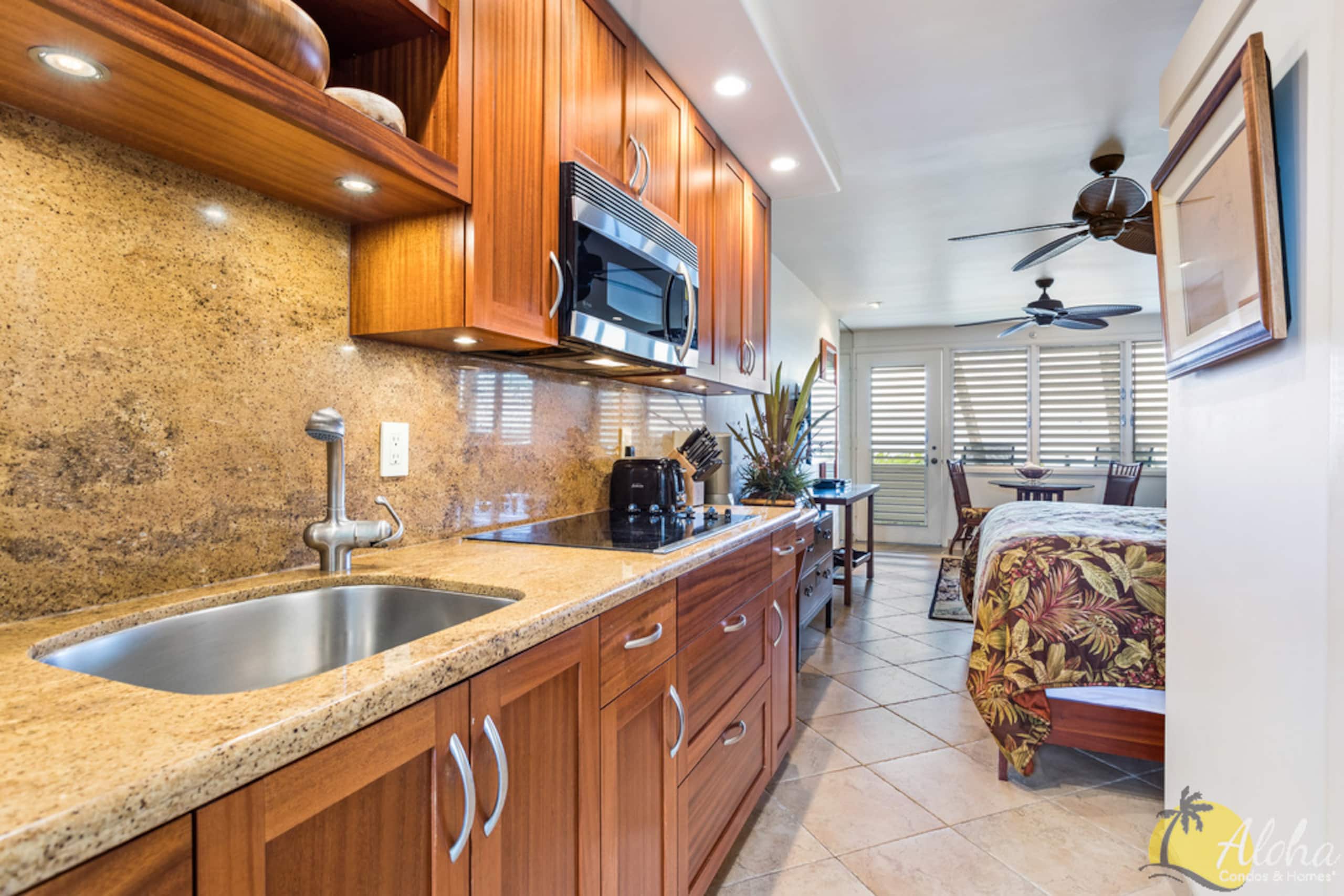 Napili Bay Resort Condo 102 - Aloha Condos - Image 4