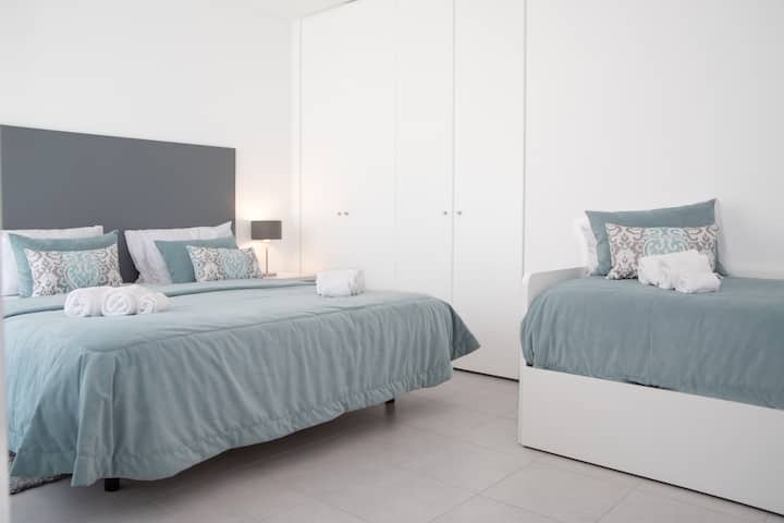 Луксузна вила во Сера до Буро, 3 спални соби, приватен базен, тивка област, лесен пристап до плажи, идеална за незаборавни одмори.