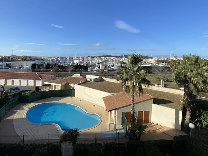 T2 Climatisé Proche Plage Avec Piscine Et Parking - Agde