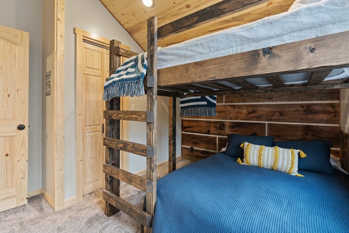 Madera y estaño - Dormitorio 4 - Queen + Twin