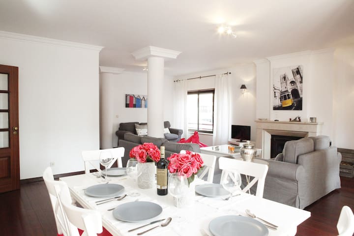 Rita Morais E Nuno Sameiro managed Airbnb listing 3