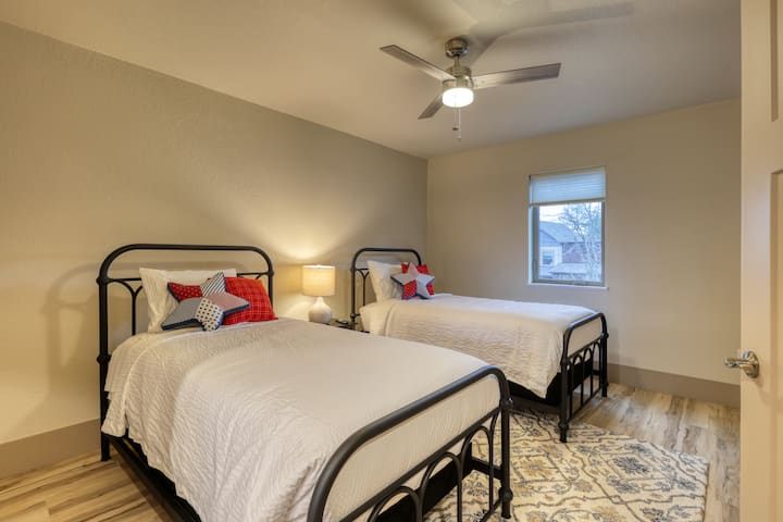 Druga spavaća soba - 2 kreveta za jednu osobu - drugi kat