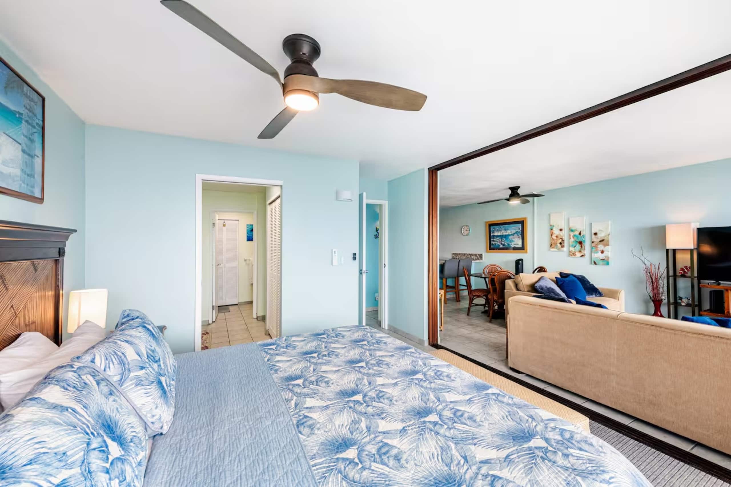 Condo in Kailua-Kona · ★4.94 · 2 bedrooms · 2 beds · 2 baths - Image 9