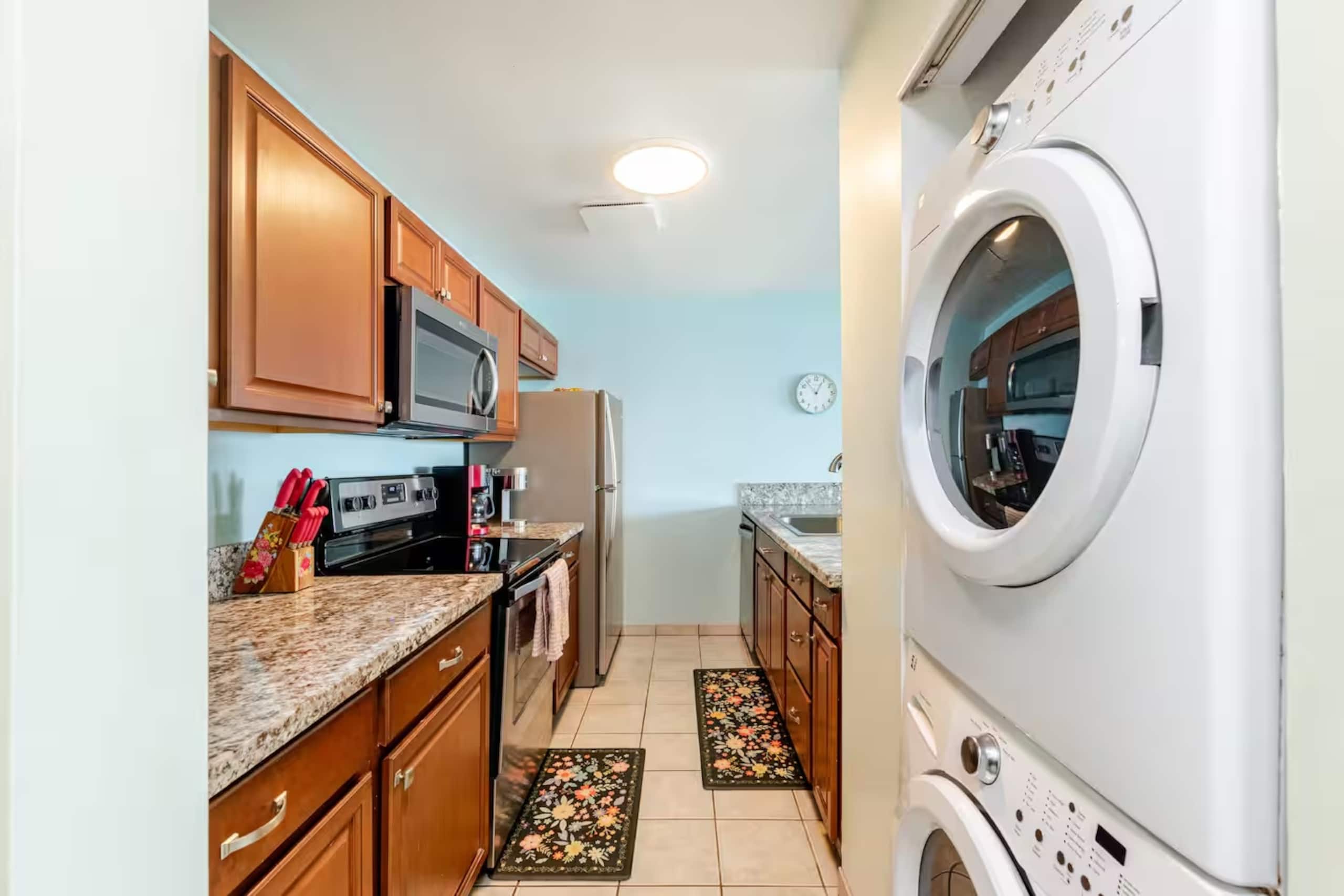 Condo in Kailua-Kona · ★4.94 · 2 bedrooms · 2 beds · 2 baths - Image 40