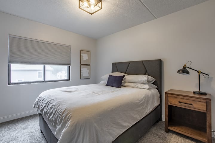704 E Center St Unit 302_Aug 2025-13