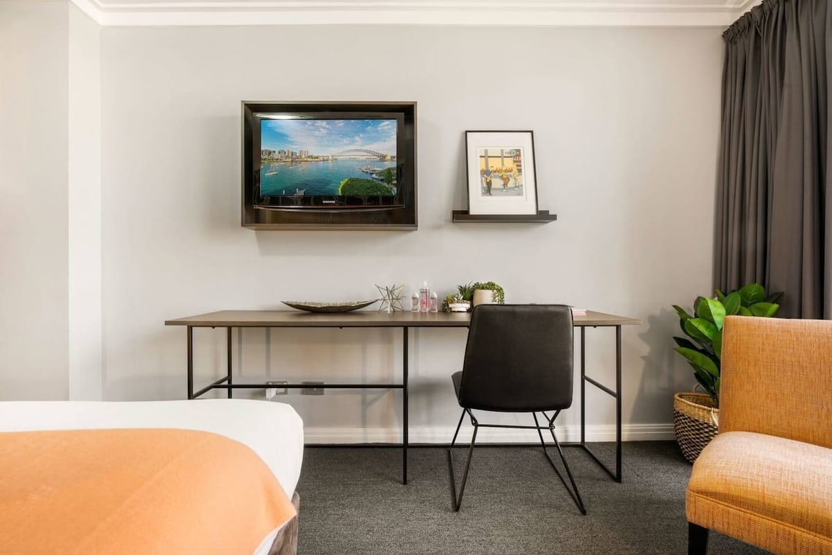 Top performing Airbnb: KozyGuru | Sydney CBD | Haymarket 2 Bed Studio in Haymarket