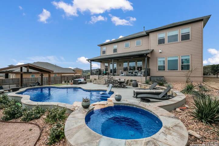 Birdy Vacation Rentals managed Airbnb listing 1
