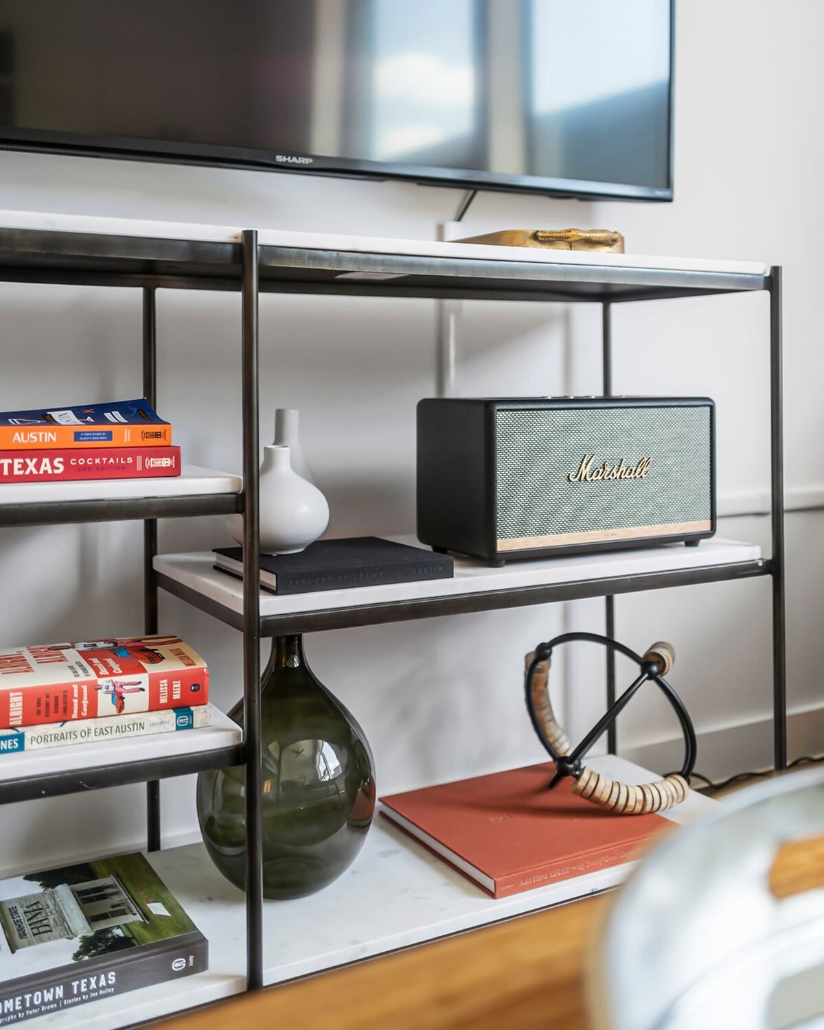 Bright Studio Near Rainey St | Mins to DT ATX