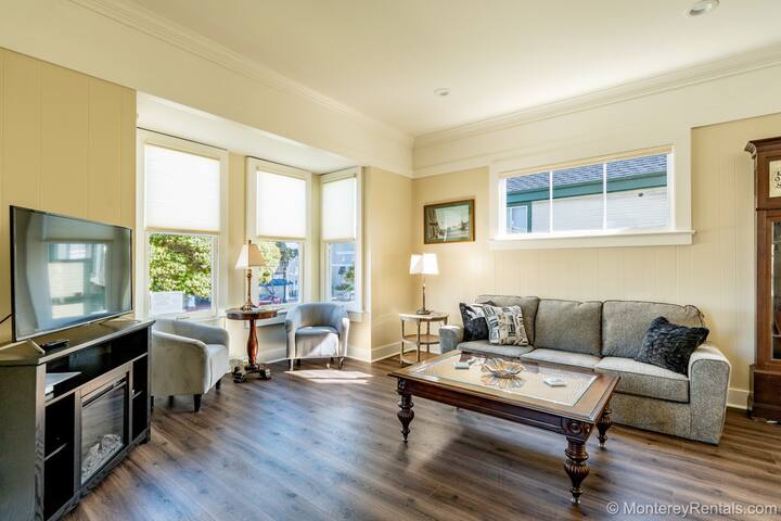 Five O’clock Somewhere gallery image 3