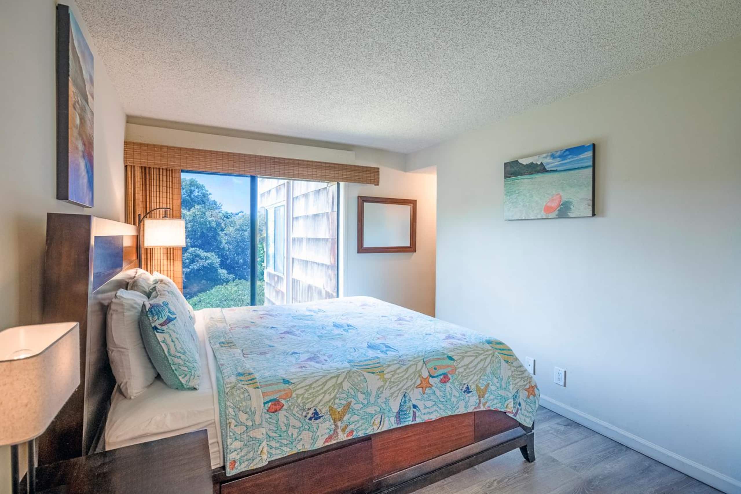 Cozy condo with AC, ocean and mountain views - Photo 14