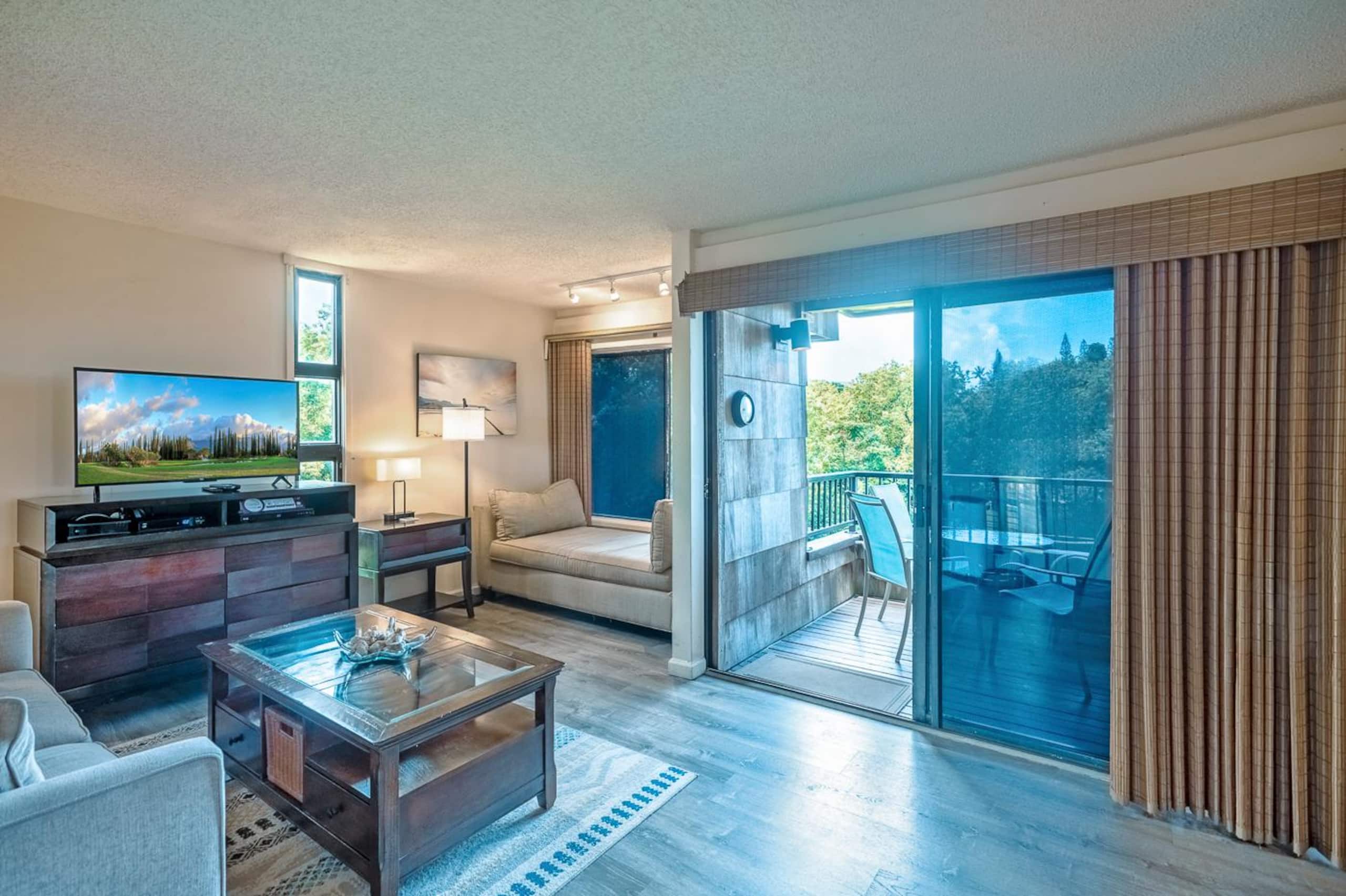 Cozy condo with AC, ocean and mountain views - Photo 4