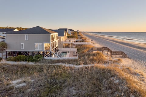 Paradise Found: Oceanfront Luxury w/ Pool