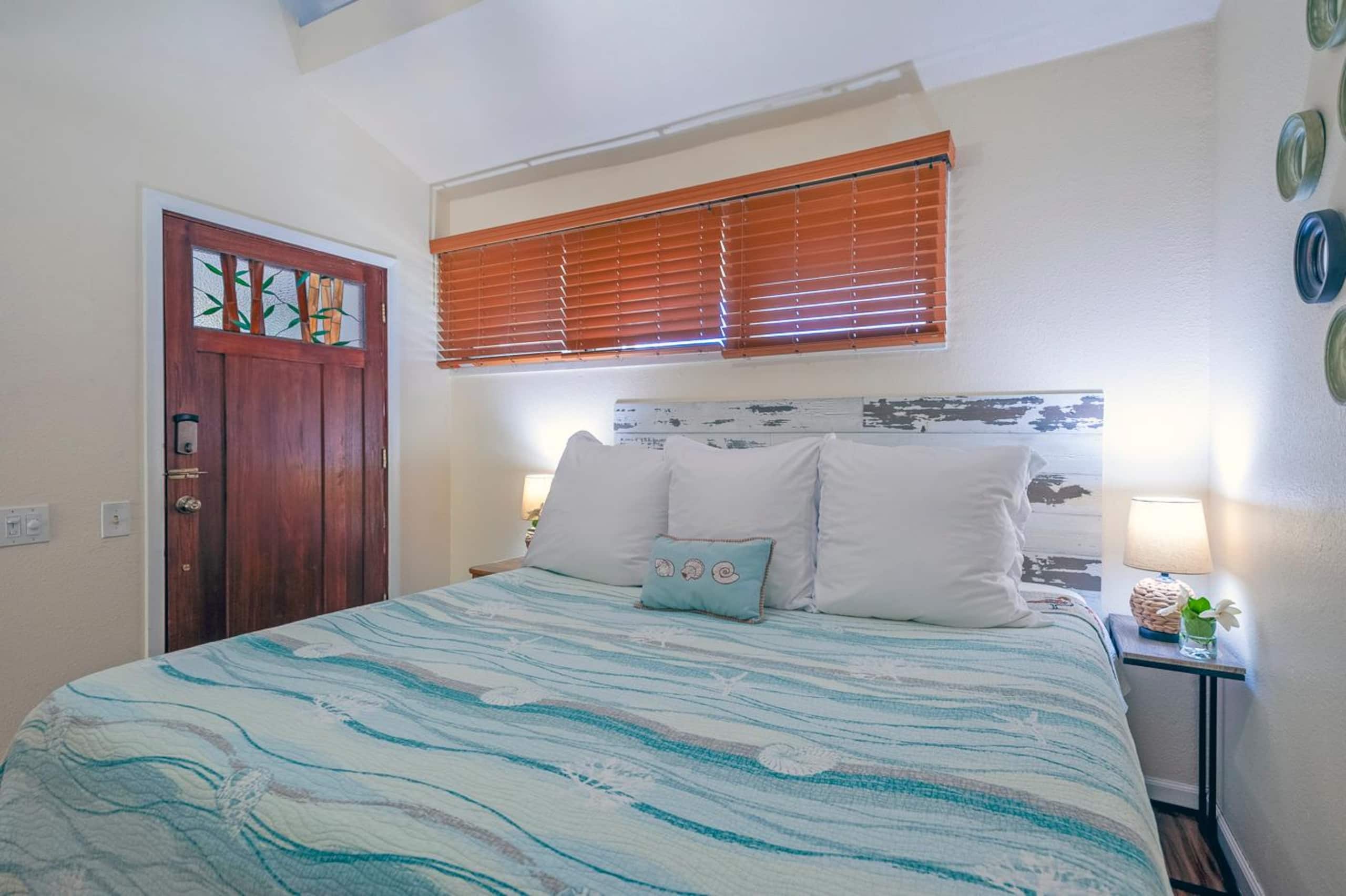 Home in Princeville · ★4.74 · Studio · 1 bed · 1 private bath - Image 17
