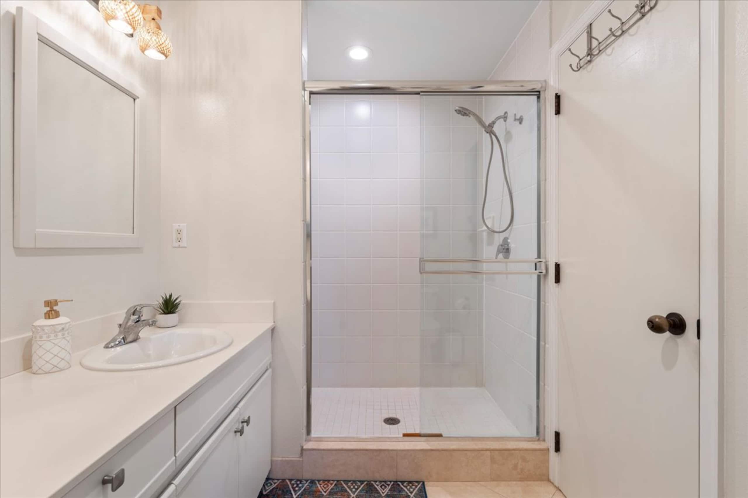 Condo in Kihei · ★4.9 · 2 bedrooms · 2 beds · 2 baths - Image 36