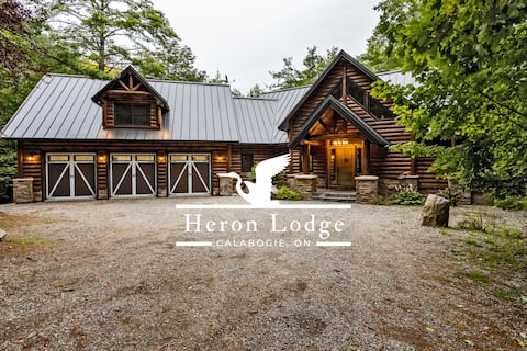 Heron Lodge | Lakefront + Hot Tub + Theater Room