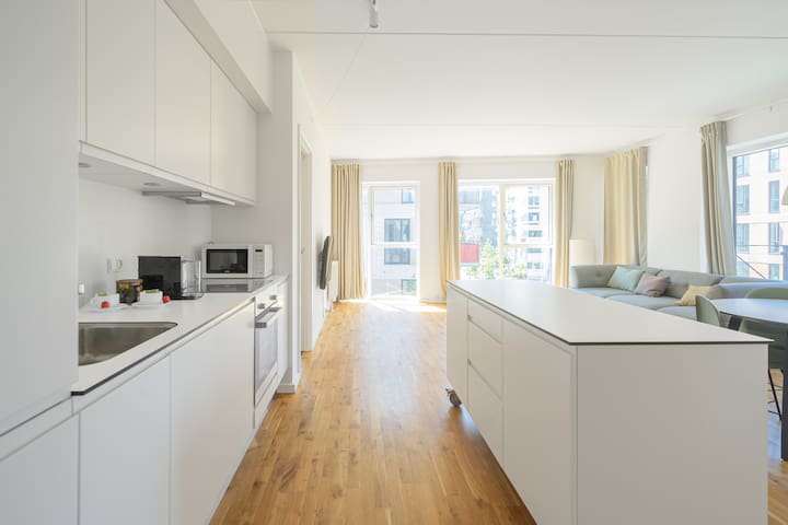 3-BR apartment w/ a balcony in Ørestad – 150