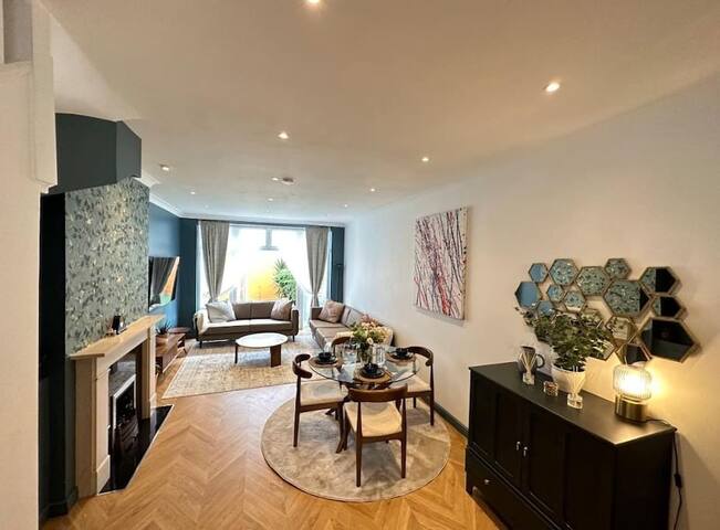 House – 4 ensuite bedrooms with AC, Notting hill. gallery image 5