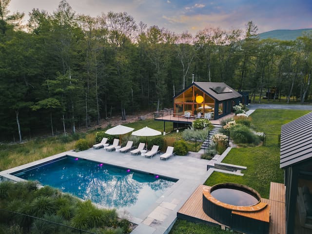 Home Sweet Hudson managed Airbnb listing 2