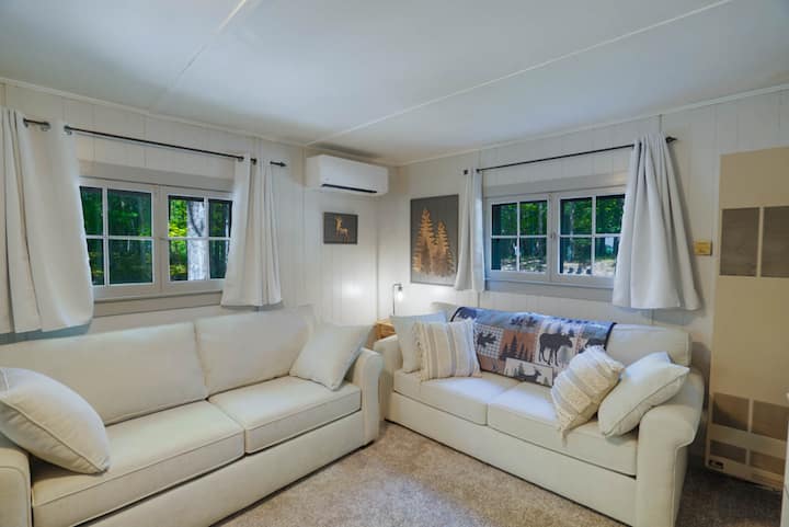 Ხის სახლი 2 - მისაღები ოთახი