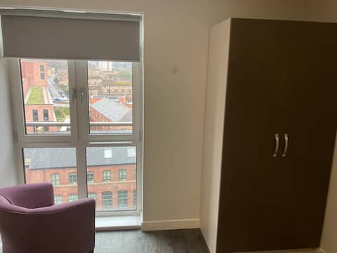 Successful Airbnb property: Two Bedroom near City Centre in Walkley