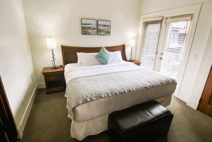 غرفة نوم بحجم كوين 