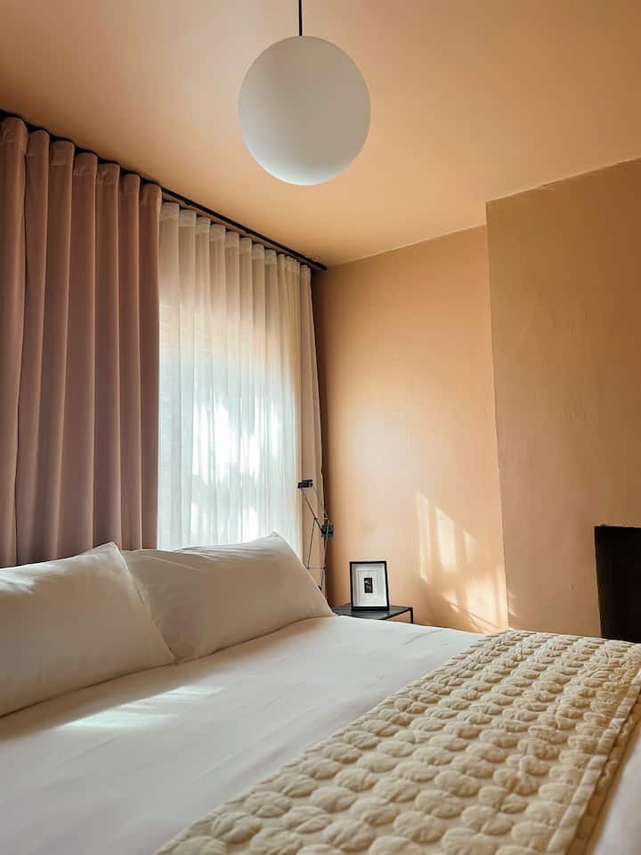 The Fawn King Bedroom, which views out over the garden.