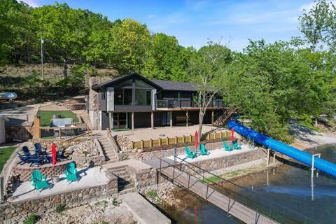 Firepit, Hot Tub, Kayak, Games In & Out, Spacious